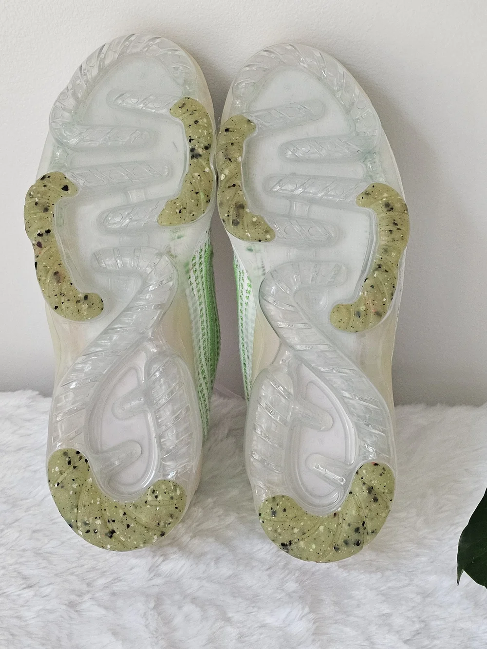 Nike Wmns Air VaporMax 2021 Flyknit Next Nature 'Feel Love'